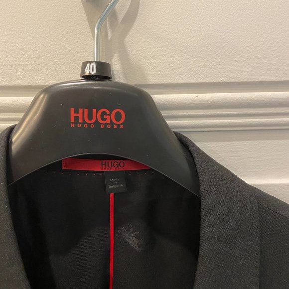 Hugo Boss Red Label Suit - Picture 3 of 4